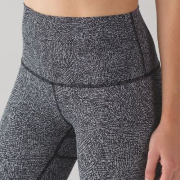 Lululemon Wunder Under Hi-Rise Pant (Mesh) - Size 4 - Picture 3 of 11